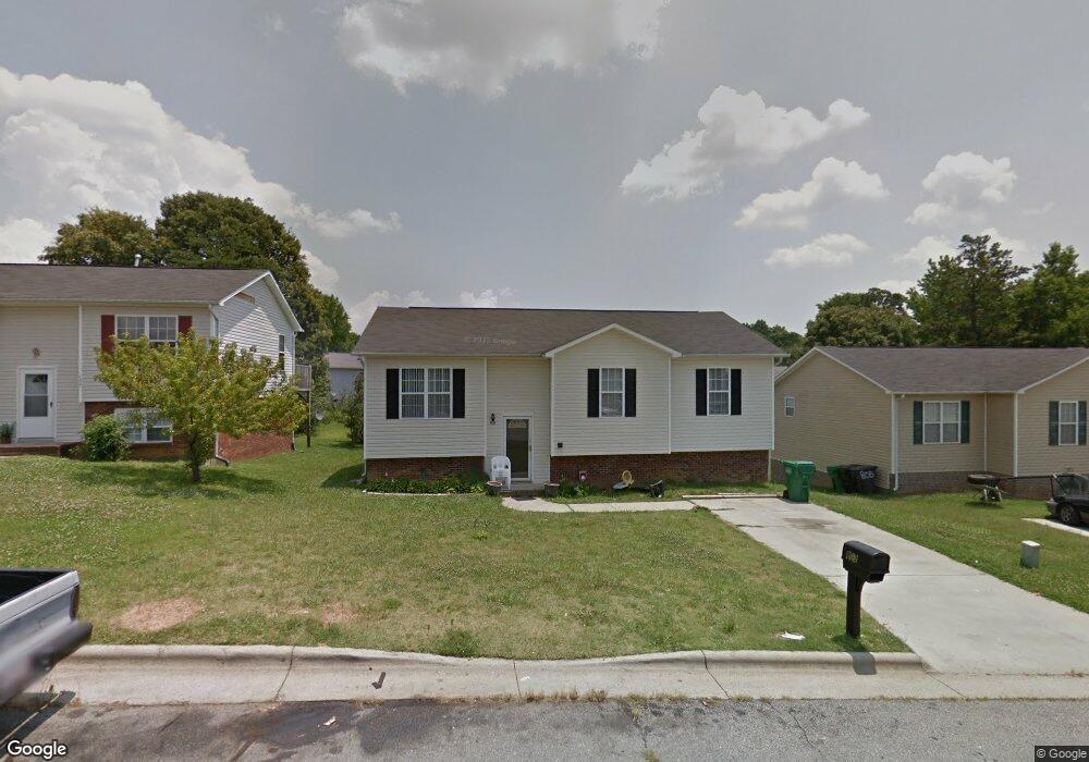 803 Paramount St, High Point, NC 27260 - photo 1