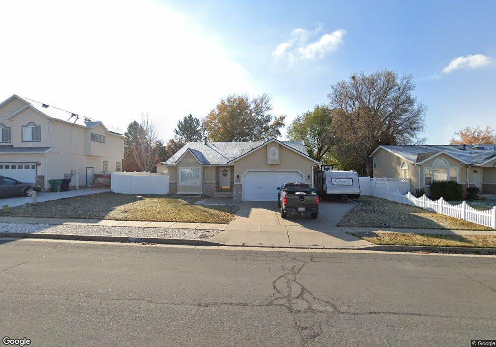 368 E 1100 N, Layton, UT 84041 - photo 1