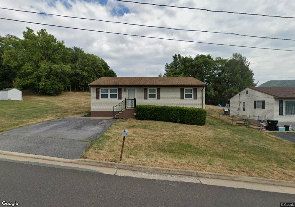 382 Walton St, Strasburg, VA 22657 - photo 1