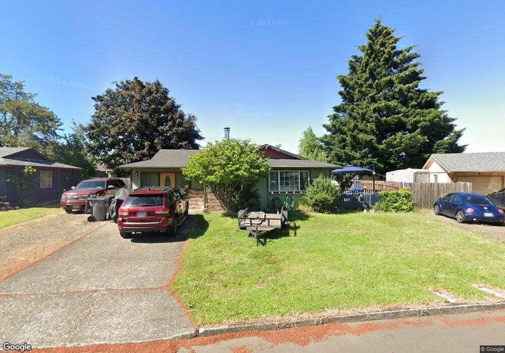 1159 NE 13th Cir, Canby, OR 97013 - photo 1