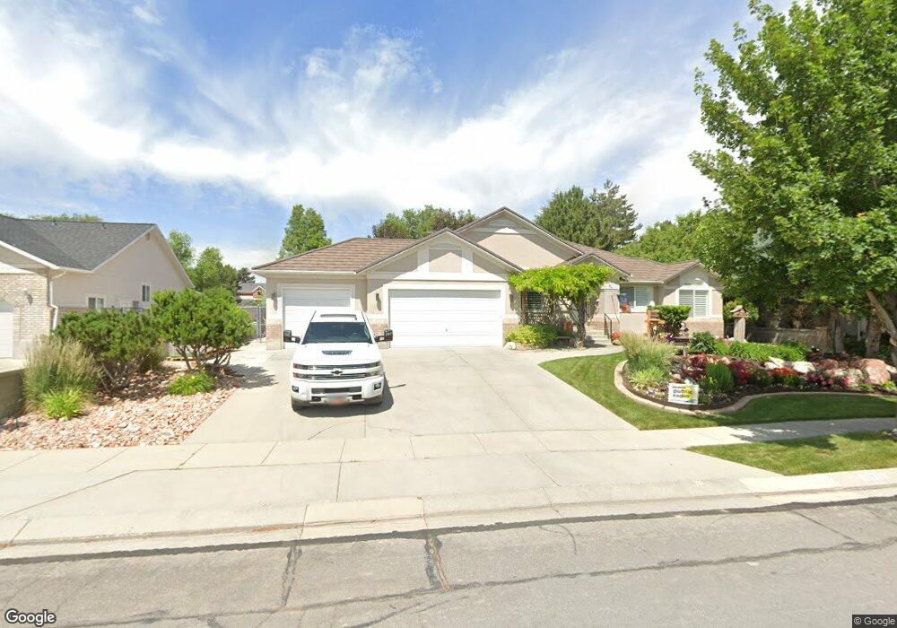 9158 S 2040 W, West Jordan, UT 84088 - photo 1