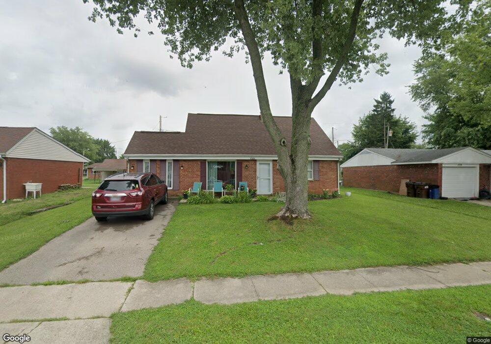 1305 Commonwealth Dr, Xenia, OH 45385 - photo 1