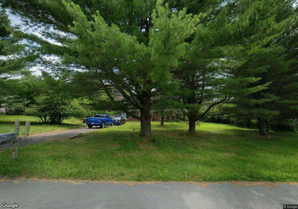 1556 Mohawk Ave, Effort, PA 18330 - photo 1