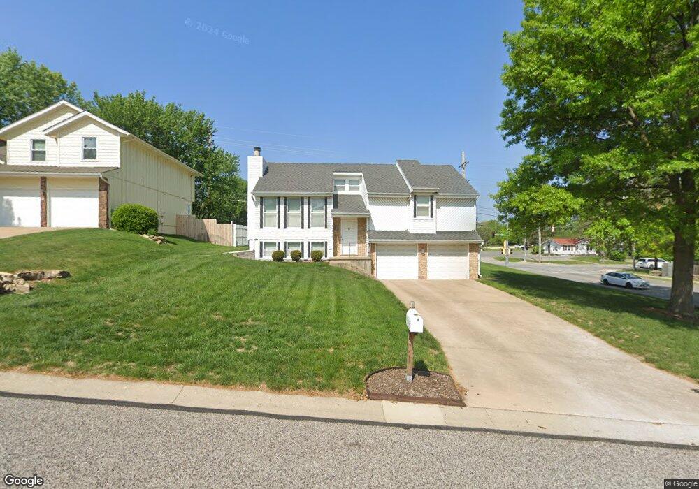 10300 Haskins St, Lenexa, KS 66215 - photo 1