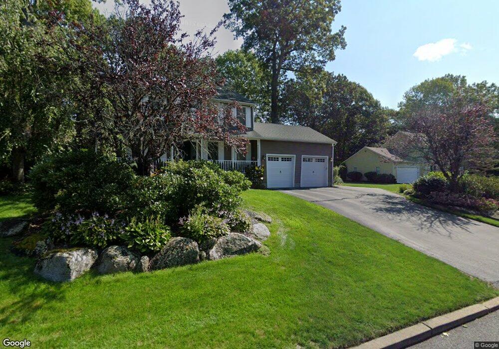 82 Castleton Dr, Cranston, RI 02921 - photo 1