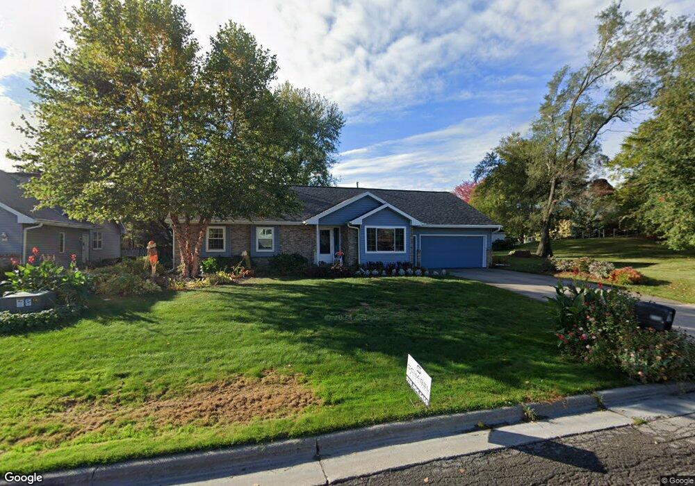 2445 W Glendale Ave, Appleton, WI 54914 - photo 1