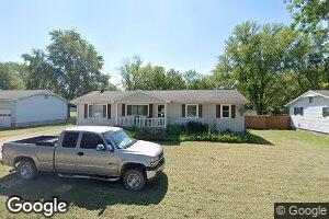 605 W 9th St, Lamar, MO 64759