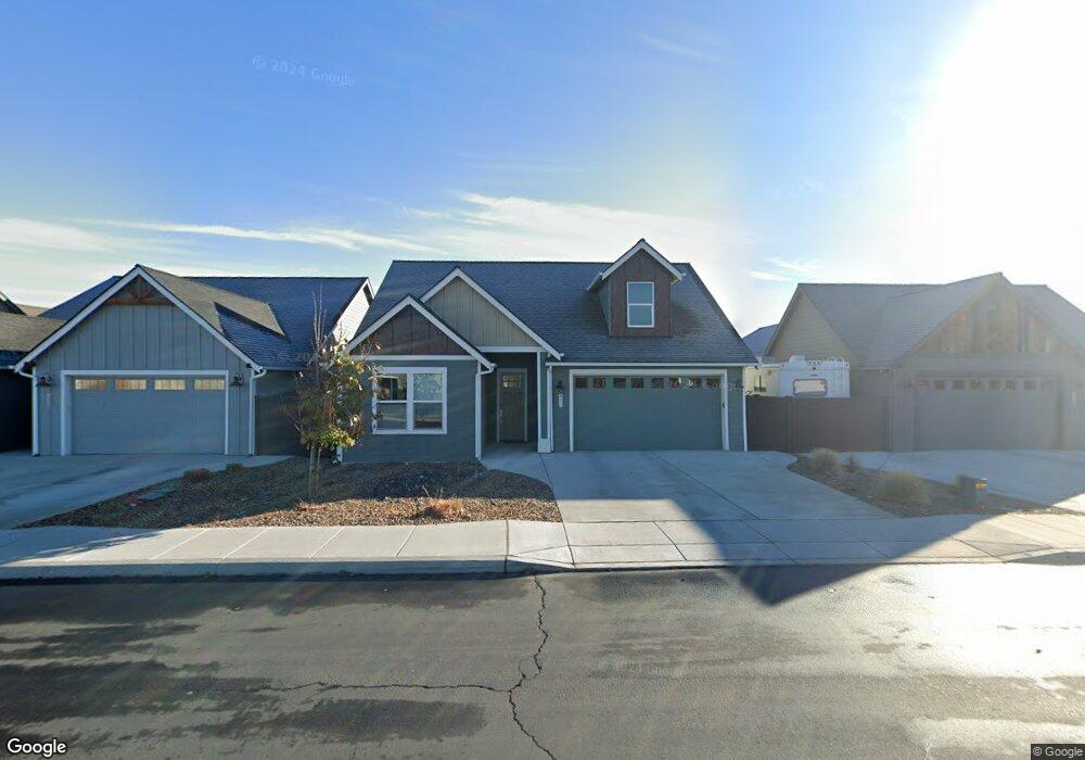 4270 SW 43rd St, Redmond, OR 97756 - photo 1