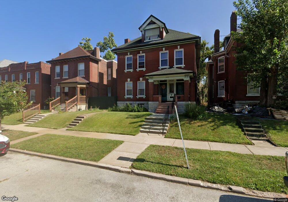 4552 Clarence Ave, Saint Louis, MO 63115 - photo 1