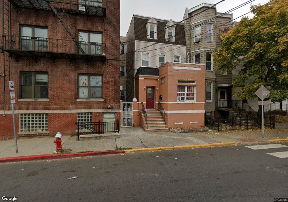 391 Bergen Ave, Jersey City, NJ 07304 - photo 1