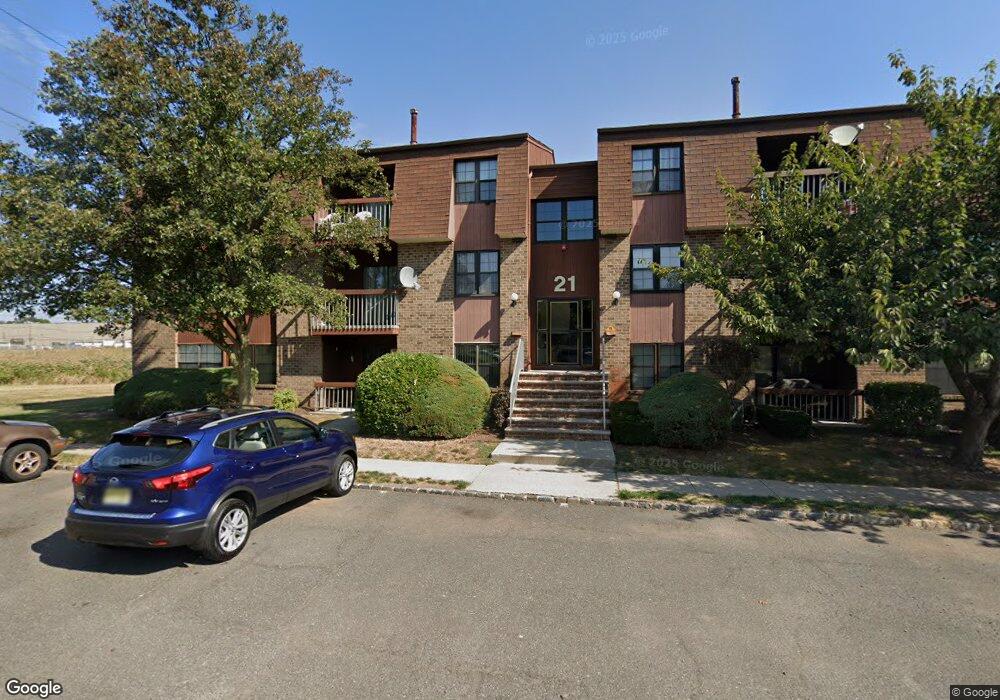 249C Alpine Way, Woodbridge, NJ 07095 - photo 1