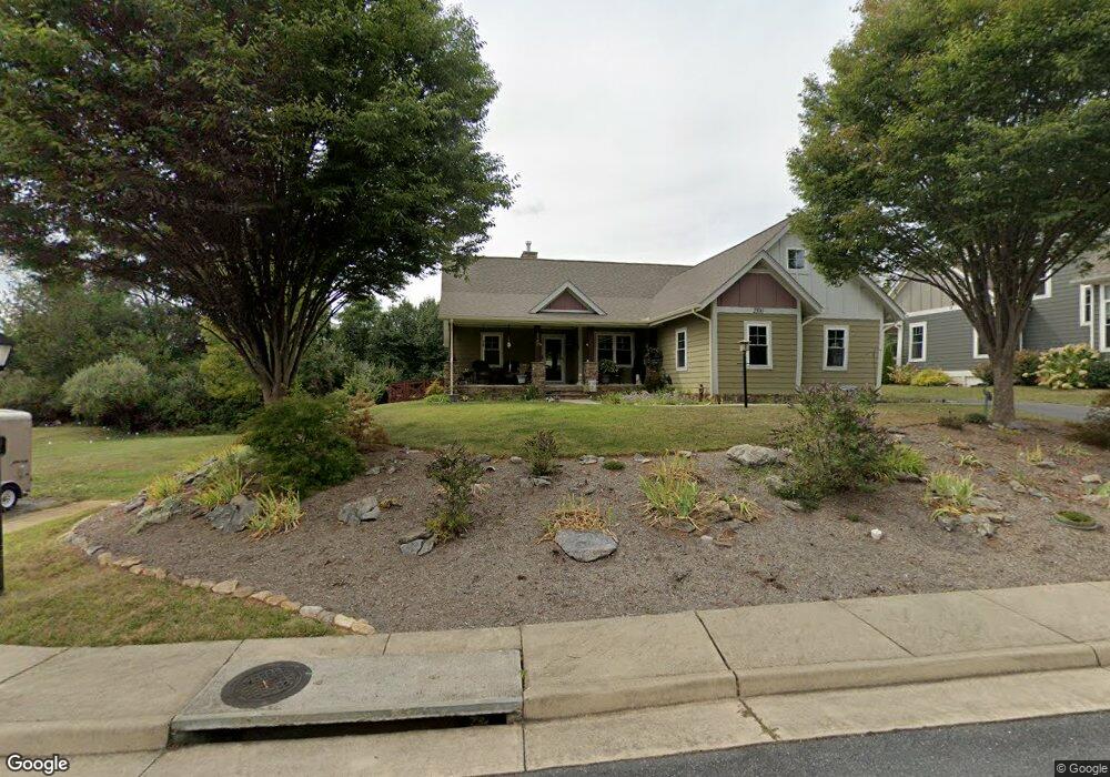 2500 Belvue Rd, Waynesboro, VA 22980 - photo 1