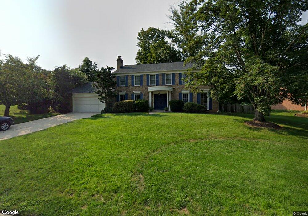 12816 Huntsman Way, Potomac, MD 20854 - photo 1