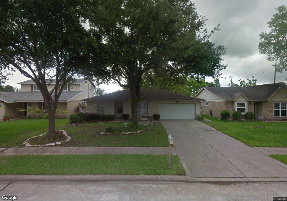 16519 Bougainvilla Ln, Friendswood, TX 77546 - photo 1