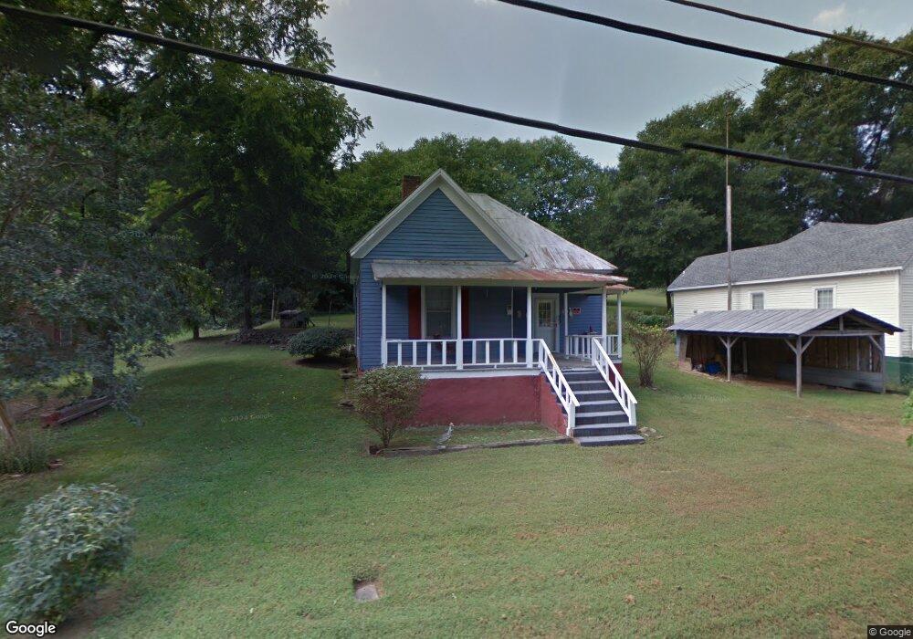 246 Spring St, Commerce, GA 30529 - photo 1