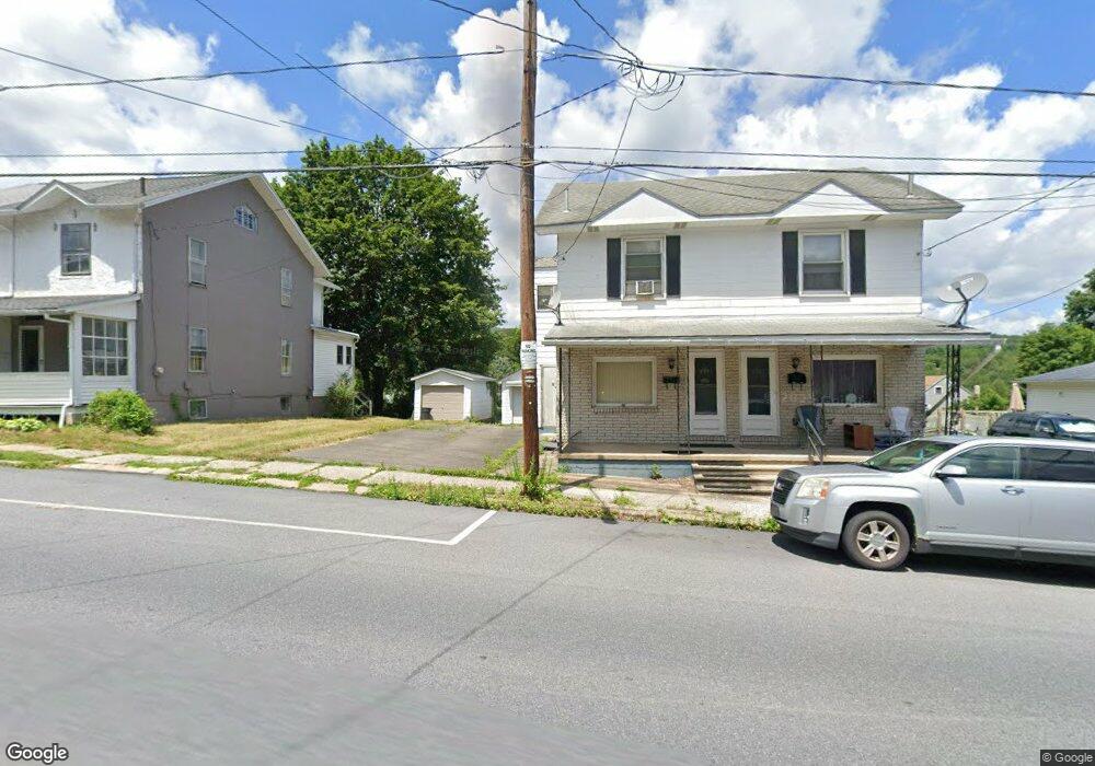 827 E Patterson St, Lansford, PA 18232 - photo 1