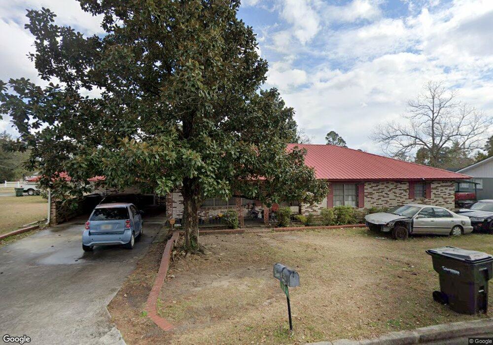 304 S Ralph St, Claxton, GA 30417 - photo 1