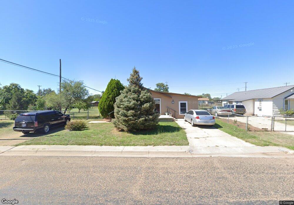 1010 S Klein Ave, Dumas, TX 79029 - photo 1