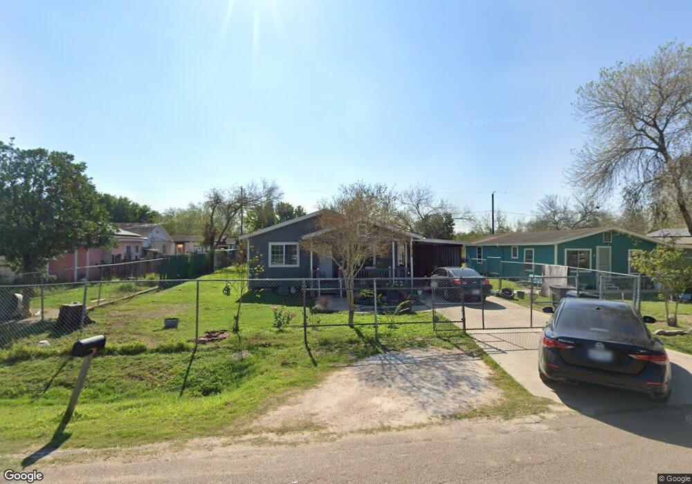 1718 S De la Rosa Dr, Donna, TX 78537 - photo 1