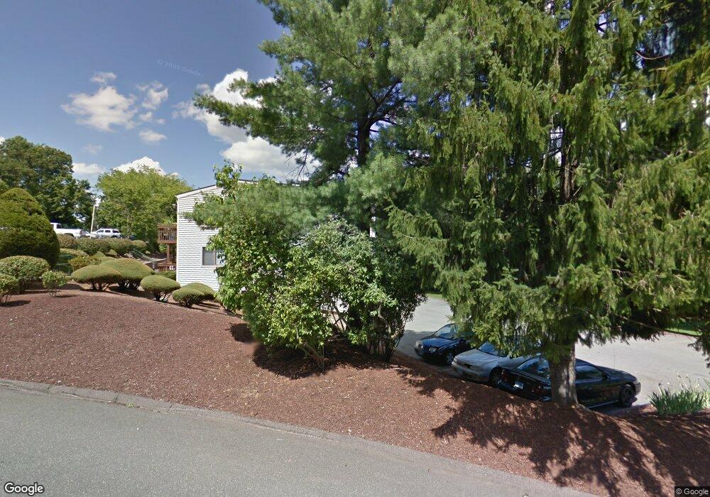 202 Woodland Dr, Cromwell, CT 06416 - photo 1