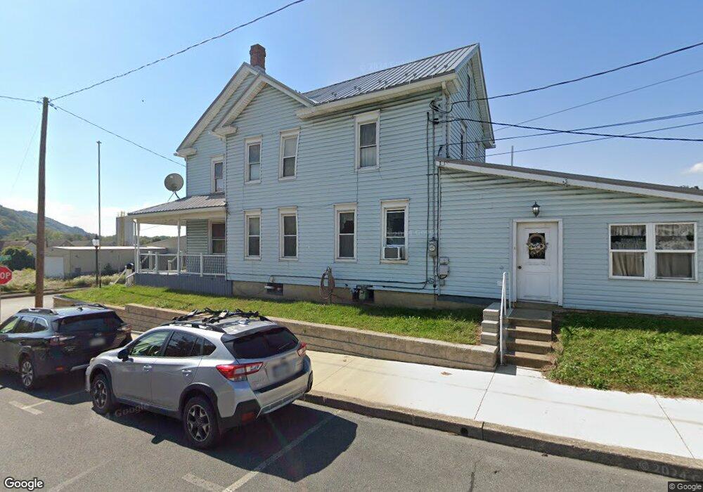 1098 Wolverton St, Sunbury, PA 17801 - photo 1