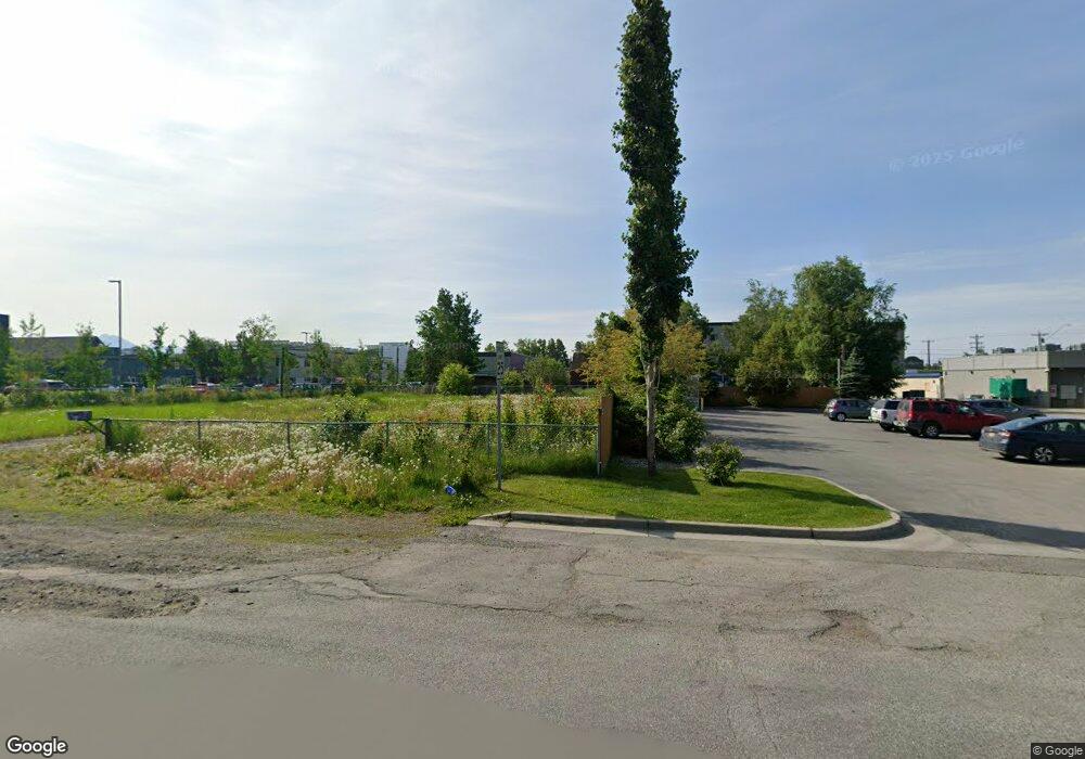 1502 W 34th Ave, Anchorage, AK 99503 - photo 1