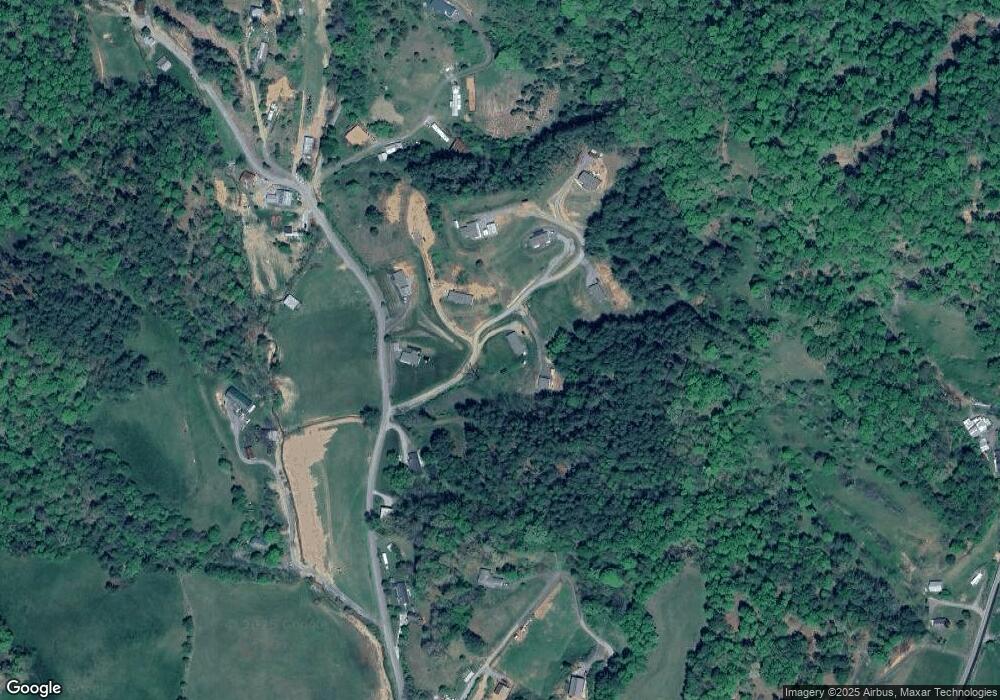 530 John Henry Rd, Burnsville, NC 28714 - photo 1