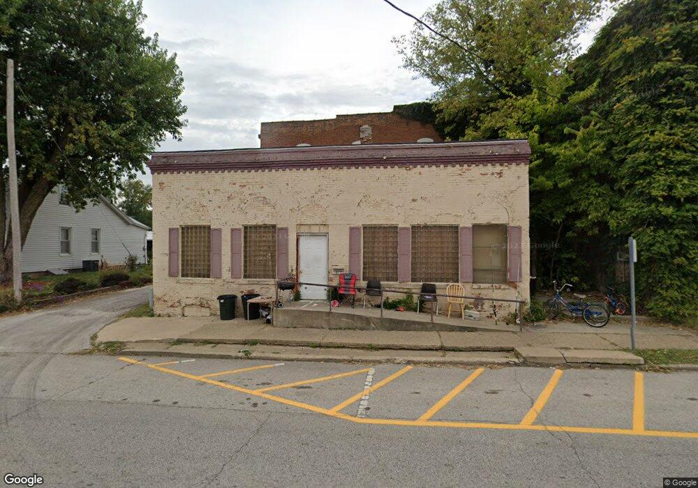 211 S Main St, Virginia, IL 62691 - photo 1