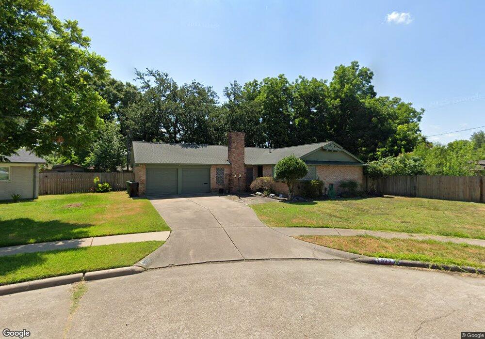 903 Twin Falls Rd, Houston, TX 77088 - photo 1