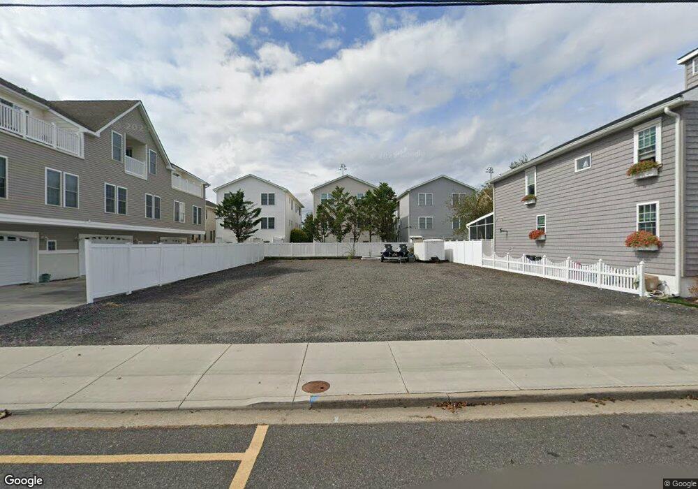 404 W Garfield Ave, Wildwood, NJ 08260 - photo 1