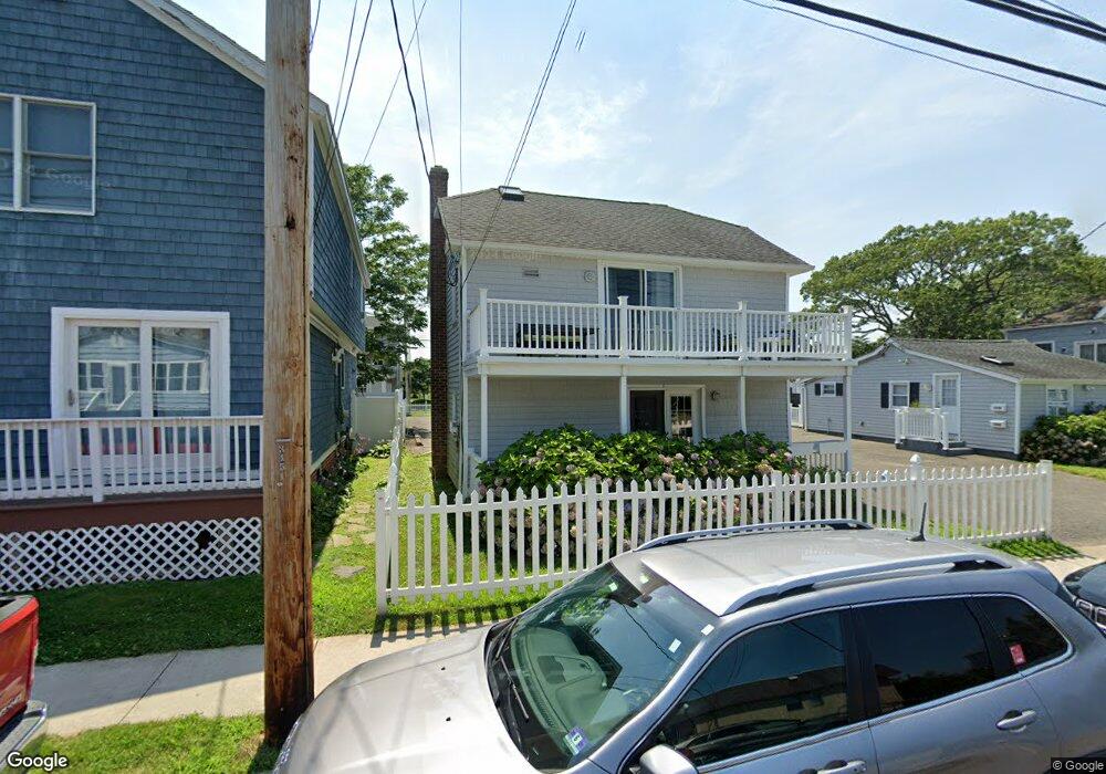 1102 Reef Rd, Fairfield, CT 06824 - photo 1