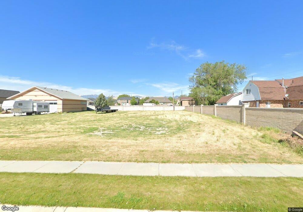 11432 S 2510 W, South Jordan, UT 84095 - photo 1