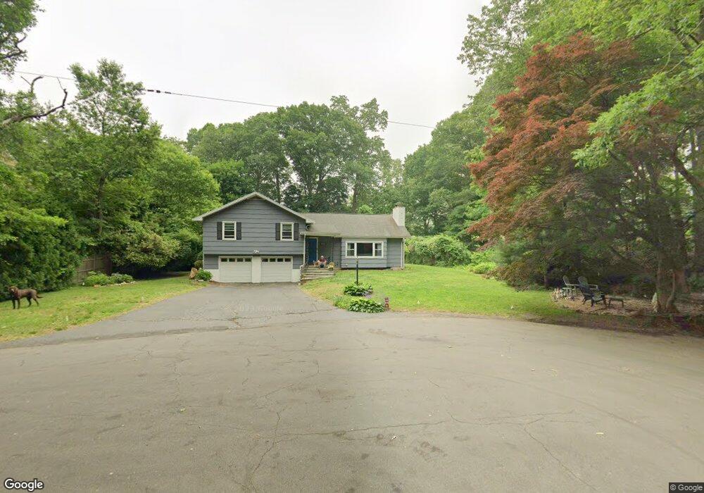 131 Westwood Rd, Fairfield, CT 06825 - photo 1