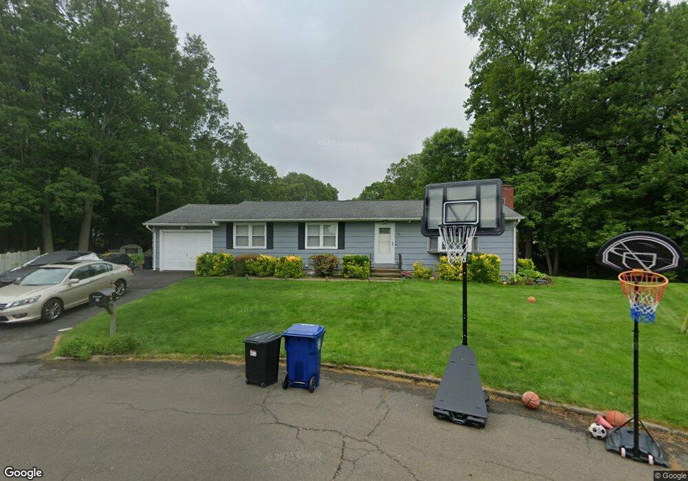 36 Ellyn Ct, West Haven, CT 06516 - photo 1