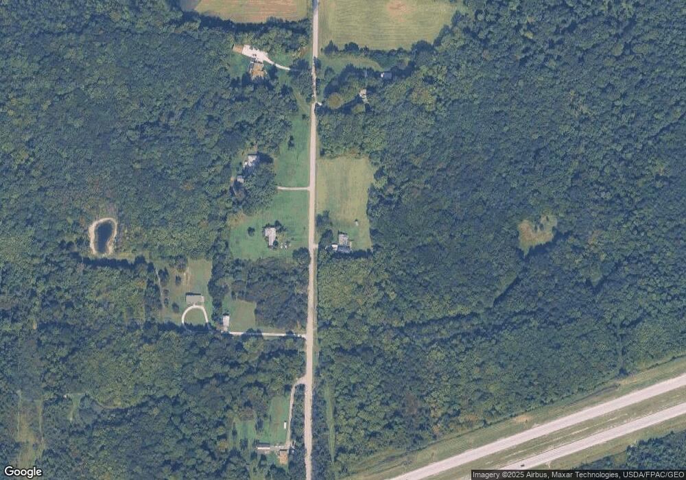 574 S Parrish Rd, Conneaut, OH 44030 - photo 1