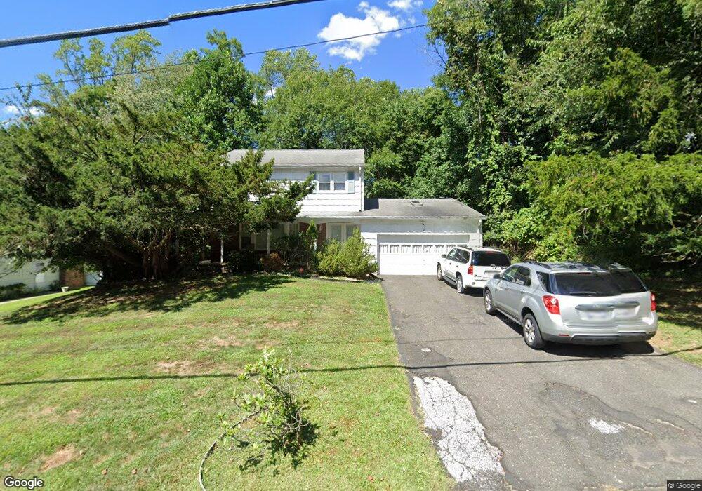 9 Flint Dr, Spring Valley, NY 10977 - photo 1