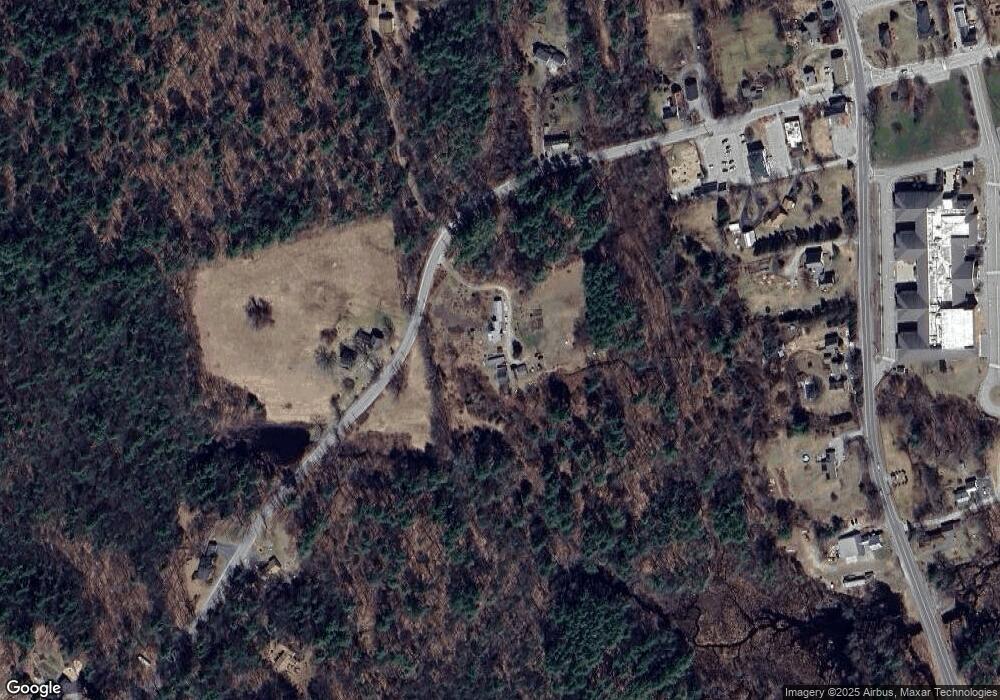 61 Flanders Memorial Rd, Weare, NH 03281 - photo 1