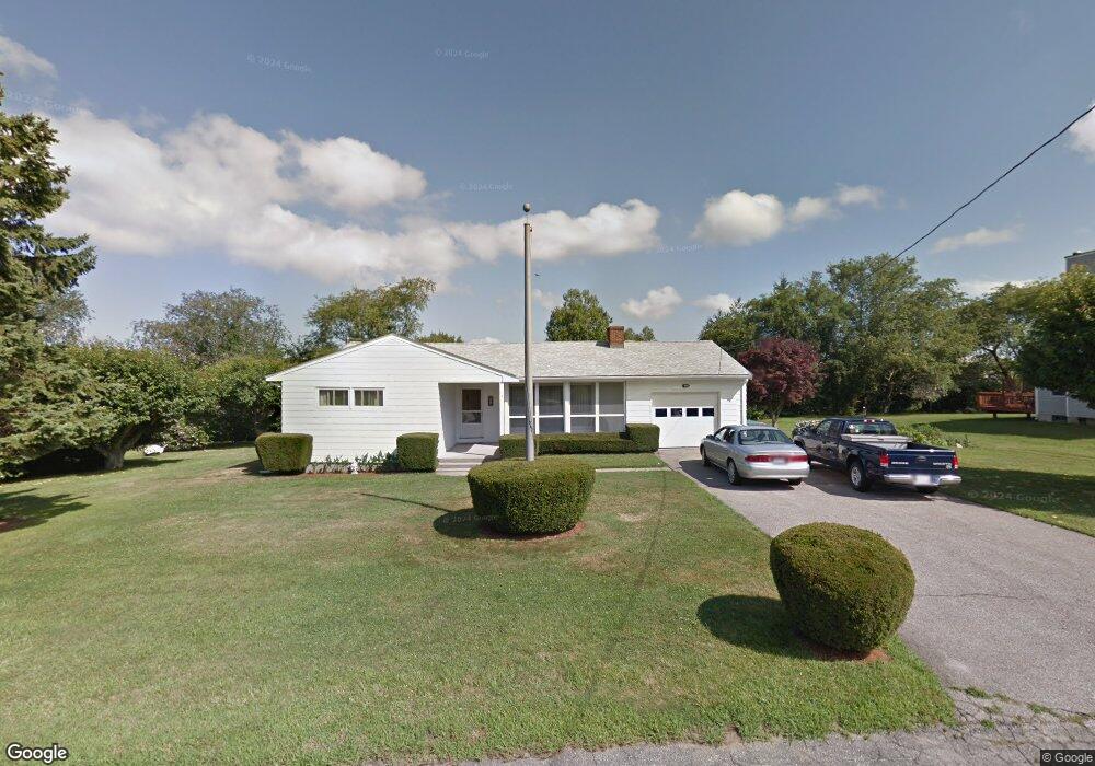 3 Ellen Rd, Middletown, RI 02842 - photo 1