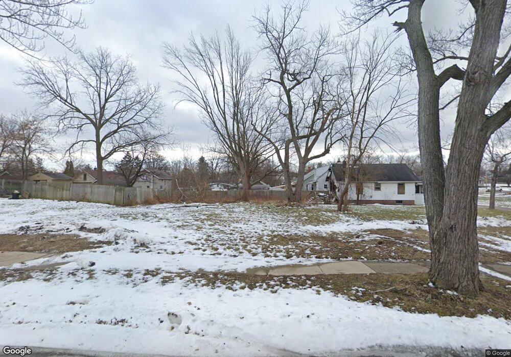 2027 Swayze St, Flint, MI 48503 - photo 1