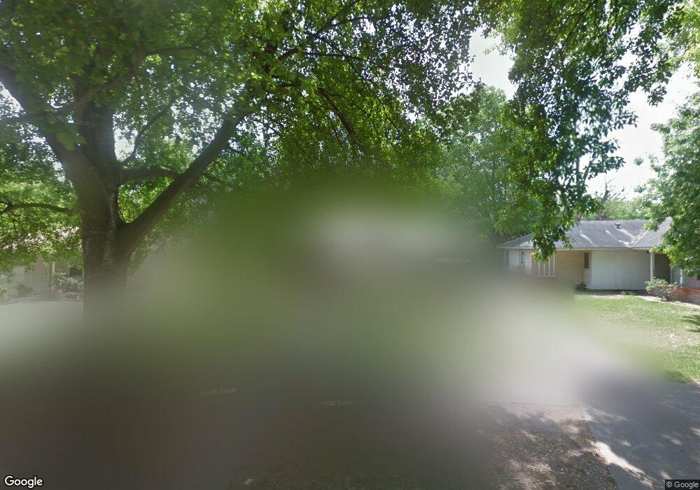 7714 Hereford St, Houston, TX 77087 - photo 1