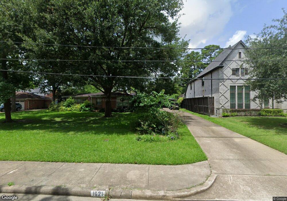 1621 Monarch Oaks St, Houston, TX 77055 - photo 1