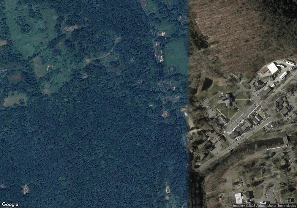 15 Cook St, Washington Depot, CT 06794 - photo 1