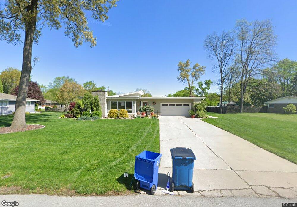 690 Hemlock Dr, Crown Point, IN 46307 - photo 1