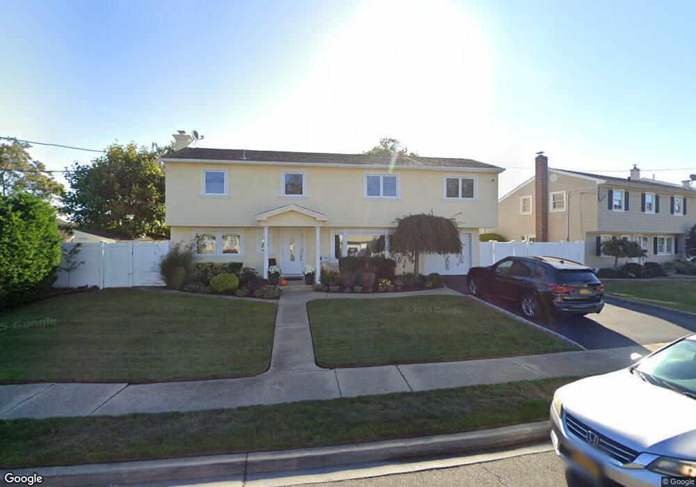 2528 Legion St, Bellmore, NY 11710 - photo 1