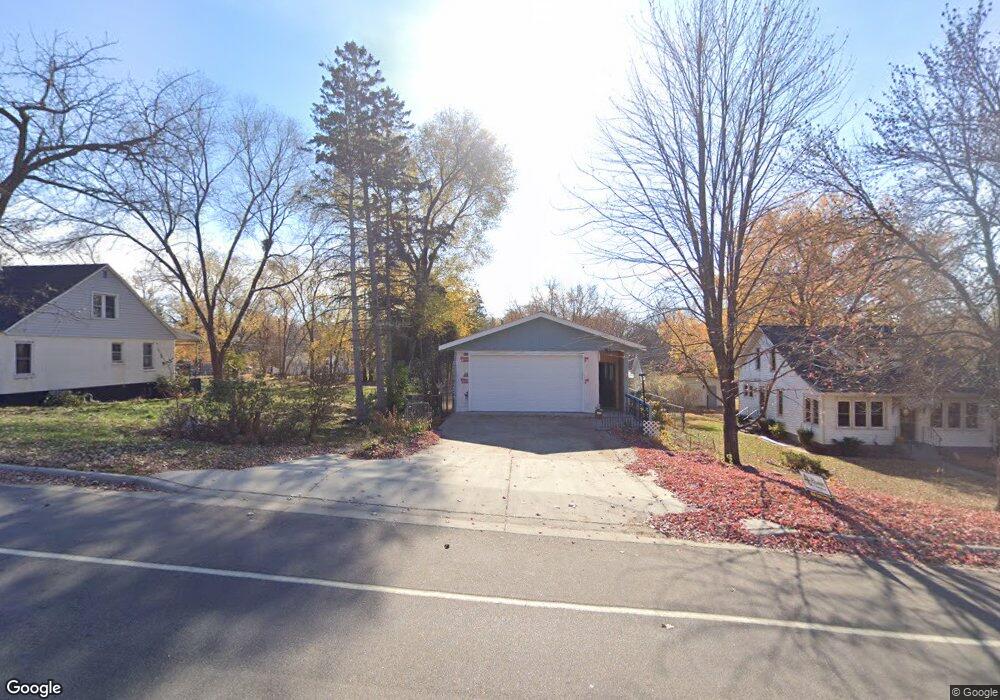 402 4th St S, Sauk Rapids, MN 56379 - photo 1