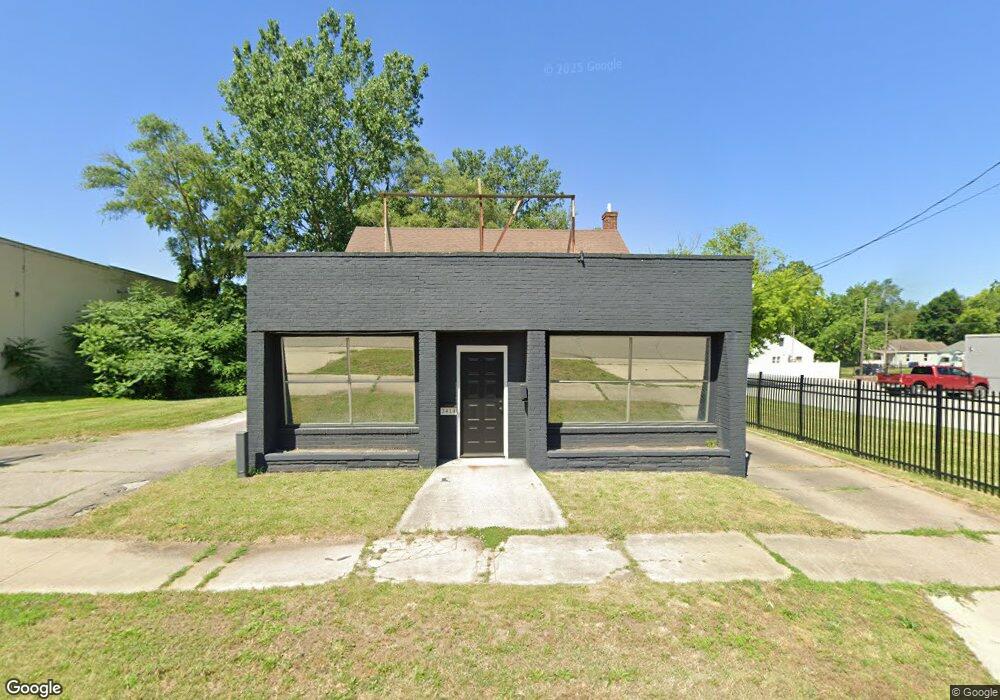 3414 S Saginaw St, Flint, MI 48503 - photo 1