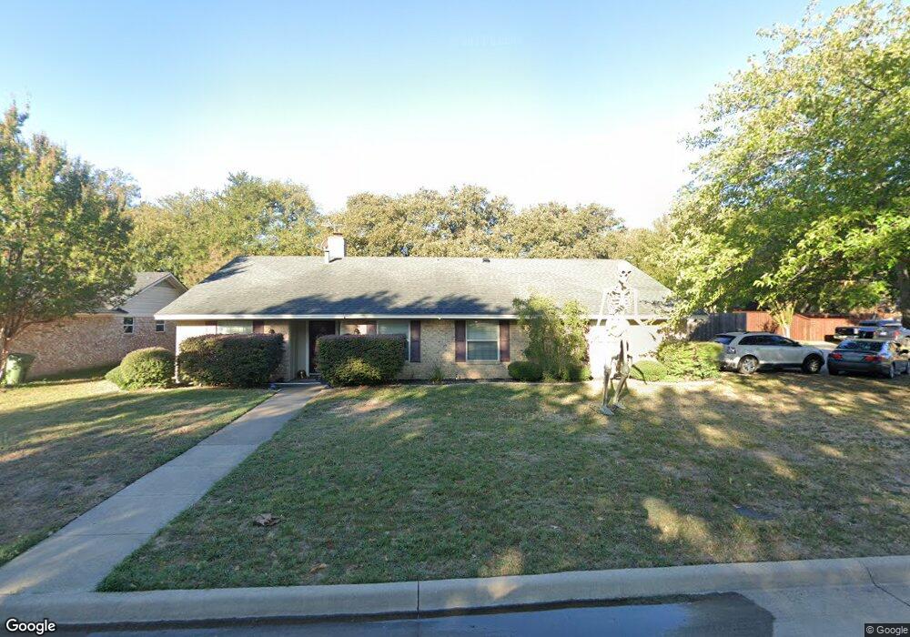 2825 Autumn Dr, Hurst, TX 76054 - photo 1