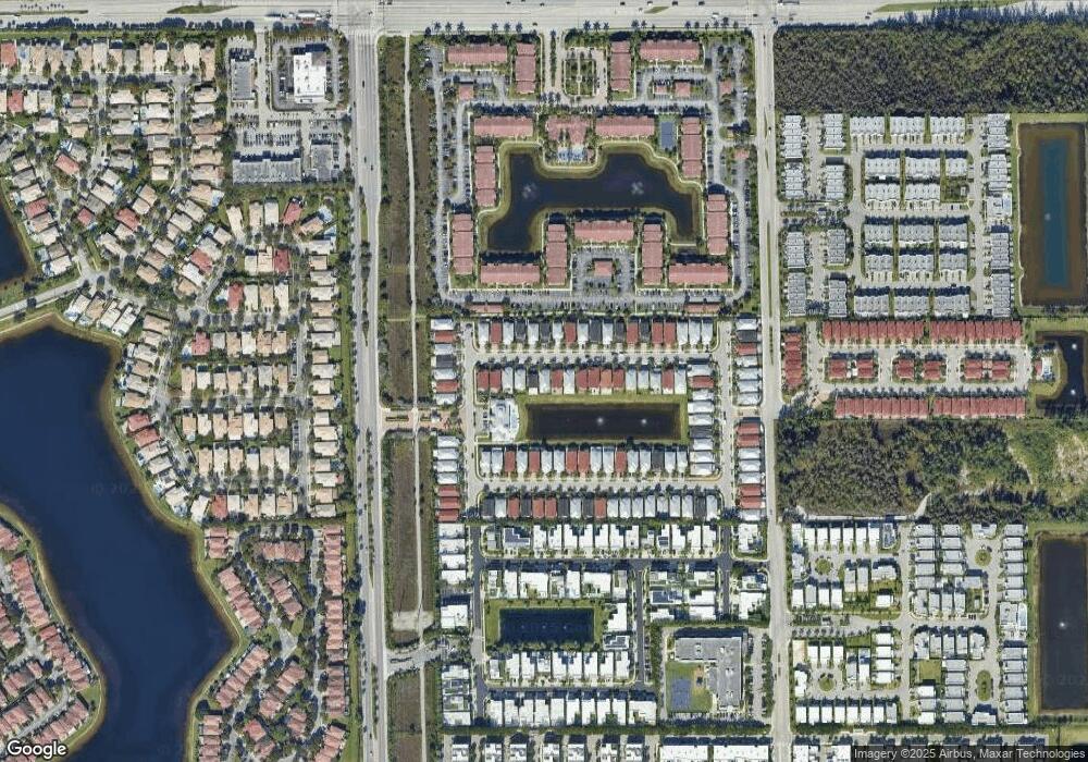 10534 NW 70th Ln, Doral, FL 33178 - photo 1