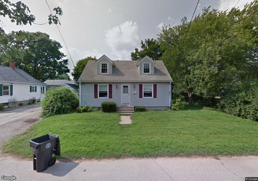 77 Sevilla Ave, Warwick, RI 02889 - photo 1