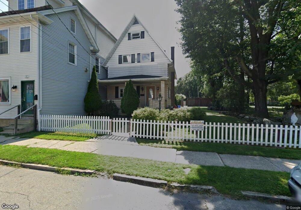 328 Center St, Jim Thorpe, PA 18229 - photo 1